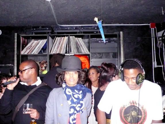 badu1.jpg