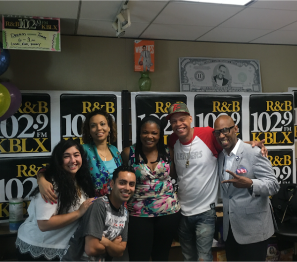 ><figcaption>In photo; from left: Shiva Khales-Social Media Director, Kimmie Taylor, Morning <strong>Dream Team</strong> member, Tony Sculfield, Dream Team, Mo’nique, comedian, Tone-X, leaning front-left: Producer, J. Martin.</figcaption></figure>
<div class=