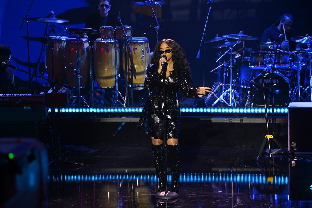  data-id=