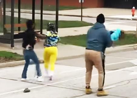 Two Brothers Stop Mother from Throwing Her Toddler in Front of their Truck (video)