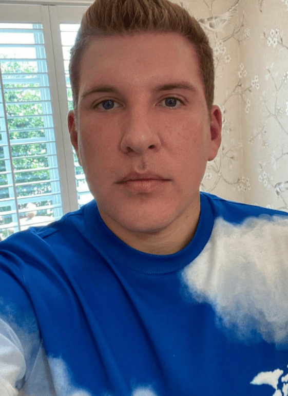 Image default