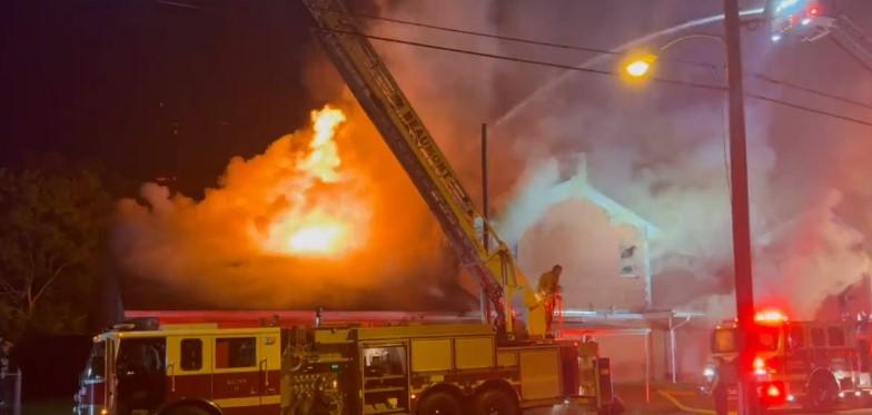 Massive Fire at Texas Baptist Church Burns into the Morning (VIDEO)
