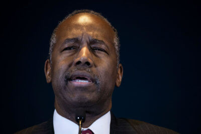 Ben Carson? Presidential Candidate Loses Teeth in a Plate of Grits