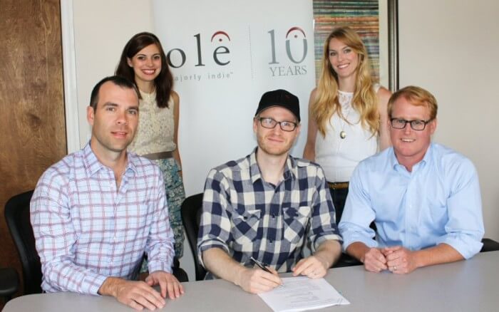 ><figcaption>Back, left to right – Emily Mueller (ole Creative Manager), <strong class='StrictlyAutoTagBold'>Shellien Kinsey</strong> (ole Creative Coordinator). Front, left to right – Austen Adams (Dickinson Wright, PLLC), Songwriter/Producer Jason Massey, <strong class='StrictlyAutoTagBold'>John Ozier</strong> (ole GM Creative, Nashville).</figcaption></figure>
<p>ole, the world’s fastest-growing independent rights management company, has signed a deal to add rising songwriter/producer Jason Massey to its rapidly expanding roster. Massey has written songs with Sony Music Entertainment recording artist Ryan Griffin as well as Black River Entertainment artists John King and Kelsea Ballerini, who he is also co-producing.”Jason is a prolific writer who should be, and will be, making records on a major scale within the year,” said John Ozier, ole’s General Manager of Creative in Nashville. “Jason is a great addition to ole’s Nashville roster, and we are proud to represent him.”I’m thrilled to be <strong class='StrictlyAutoTagBold'>joining</strong> the ole community,” said Massey. “It’s inspiring to be part of such a talented roster and a creative team that is innovative and incredibly hard working. We are jumping right into some exciting projects, and it’s only the very beginning.”Massey joins a growing stable of talent at ole that also includes seminal prog-rock band Rush, hip-hop and R& B hitmaker Timbaland, Aerosmith frontman Steven Tyler, and up-and-coming country artists Tyler Farr, Josh Dorr, Sam Grow, and Jesse Rice, among many others.</p>
<div class=