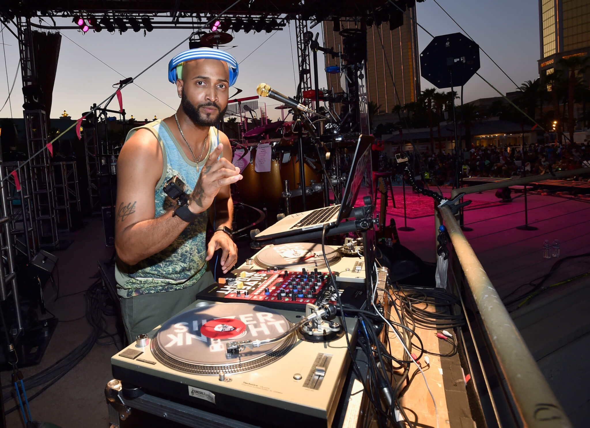 Radio Facts 2013 Top 20 Outstanding DJ Winners Radio Facts 2013 Top 20 Outstanding DJ Winners