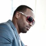 Avant Performs a song for Breast Cancer
