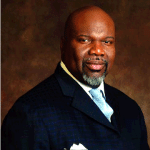 Bishop T.D. Jakes Opens Media Credentials for 2013 MegaFest
