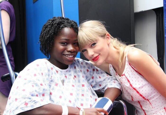 Taylor Swift Donates $50,000 to Support Teen Cancer Patients